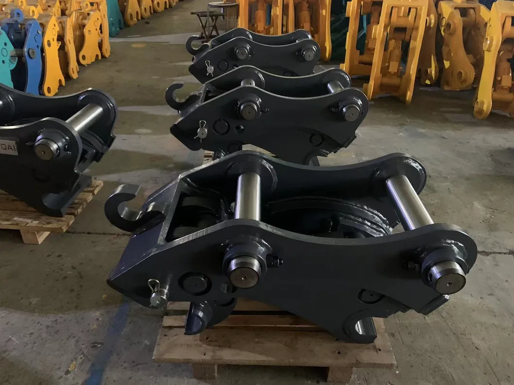 Kekuatan Tinggi HP-02 Model Hydraulic Quick Change Untuk Aksesoris Excavator 0